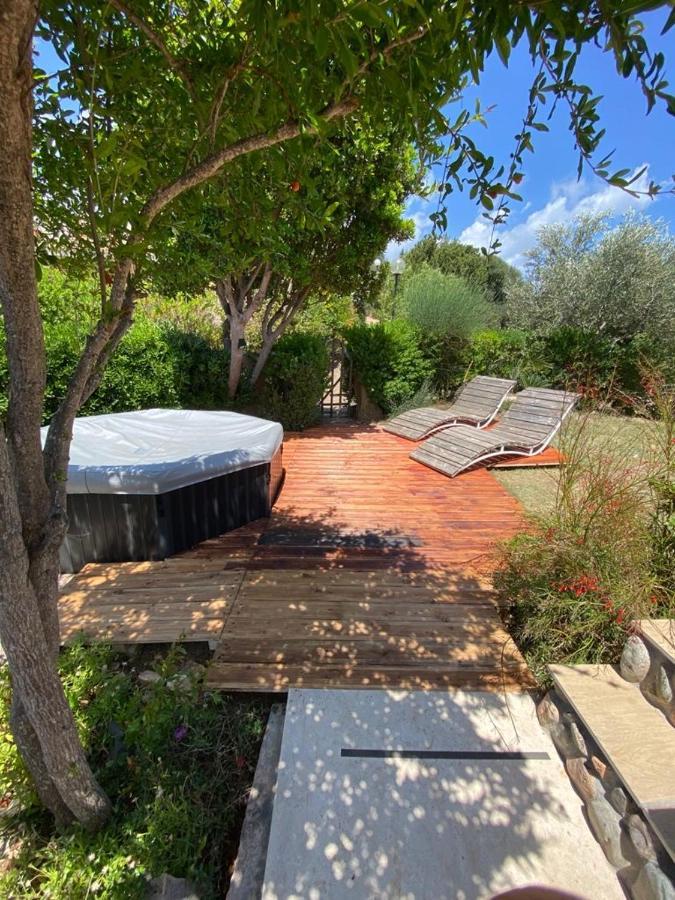 Villasimius Villetta A 300 Mt Dalla Spiaggia Bagian luar foto